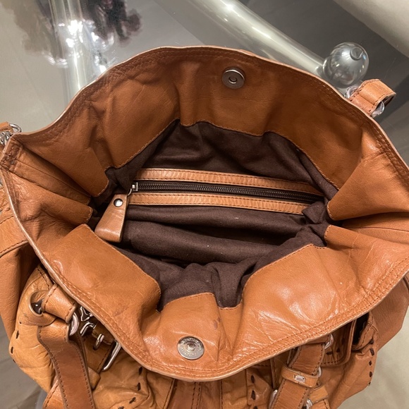 Escada leather bag - Picture 4 of 5